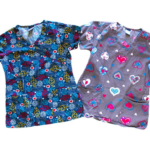 Zoe & Chloe Women's Scrub Top Lot Of 2 Tops Size X-Small - Picture 1 of 10